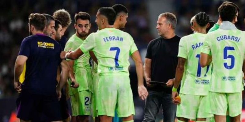 dự báo xu hướng bản quyền bóng đá quốc tế tại Việt Nam