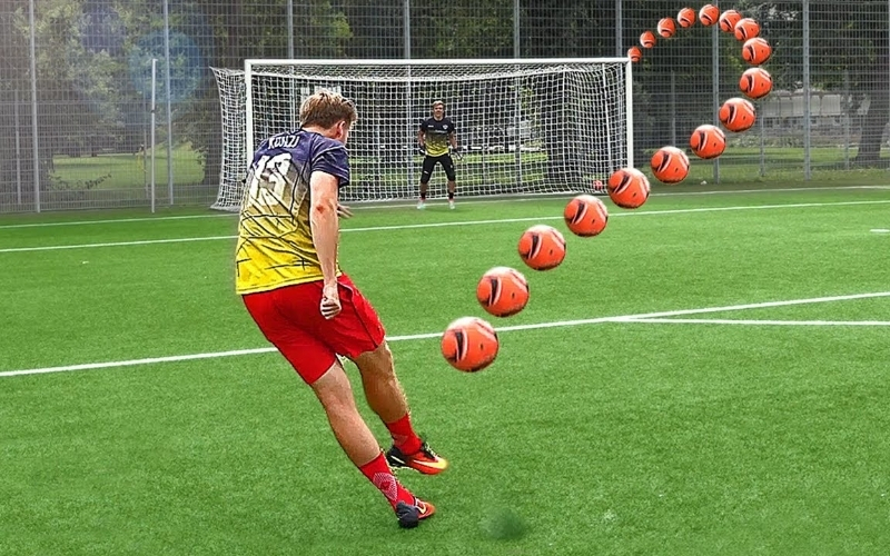 Kỹ thuật Knuckleball Cách đưa quả bóng đi theo quỹ đạo không xoáy.