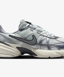 nike-v2k-run-pure-platinum-wolf-grey